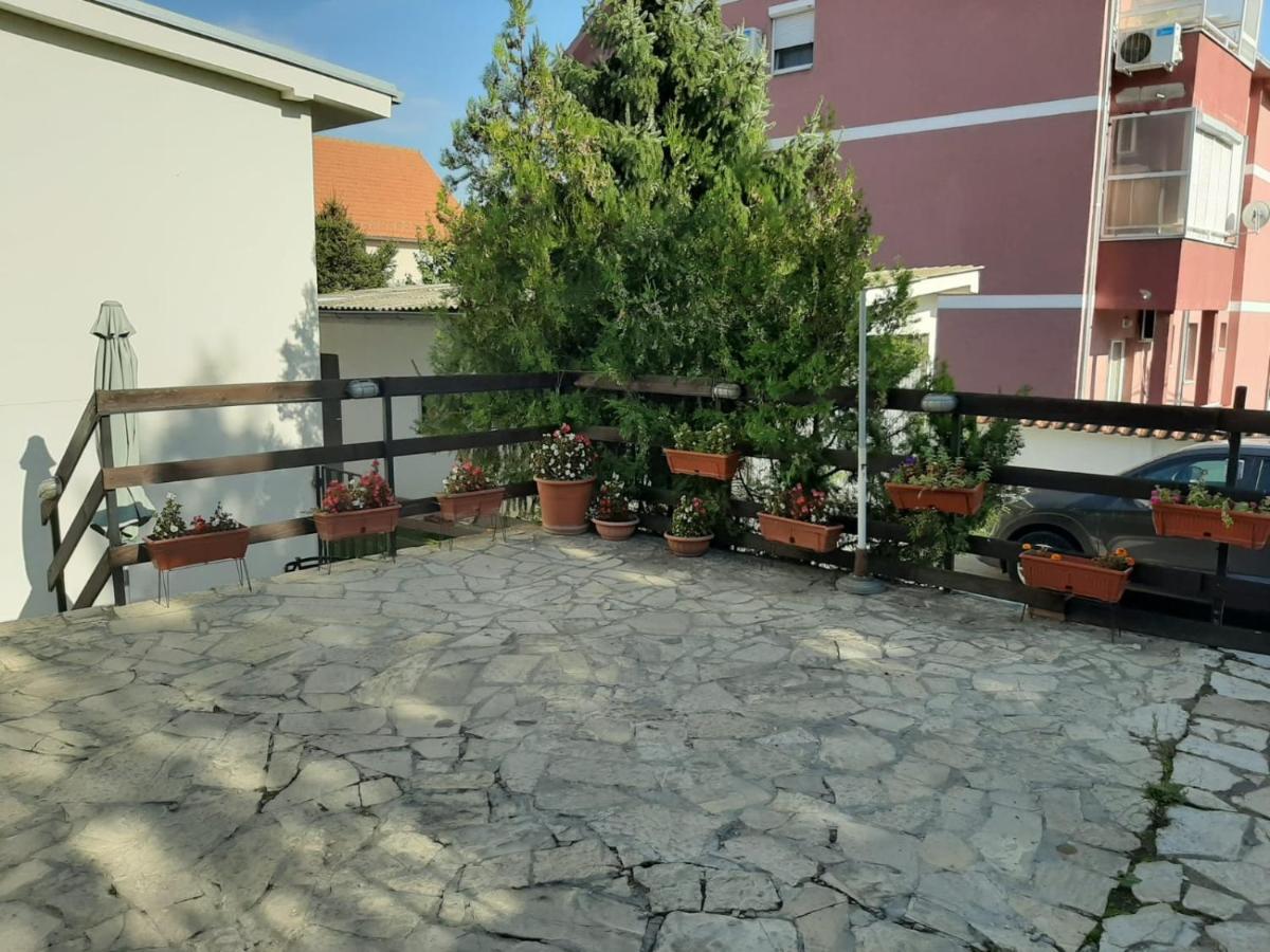 Apartment Queen Белград Экстерьер фото