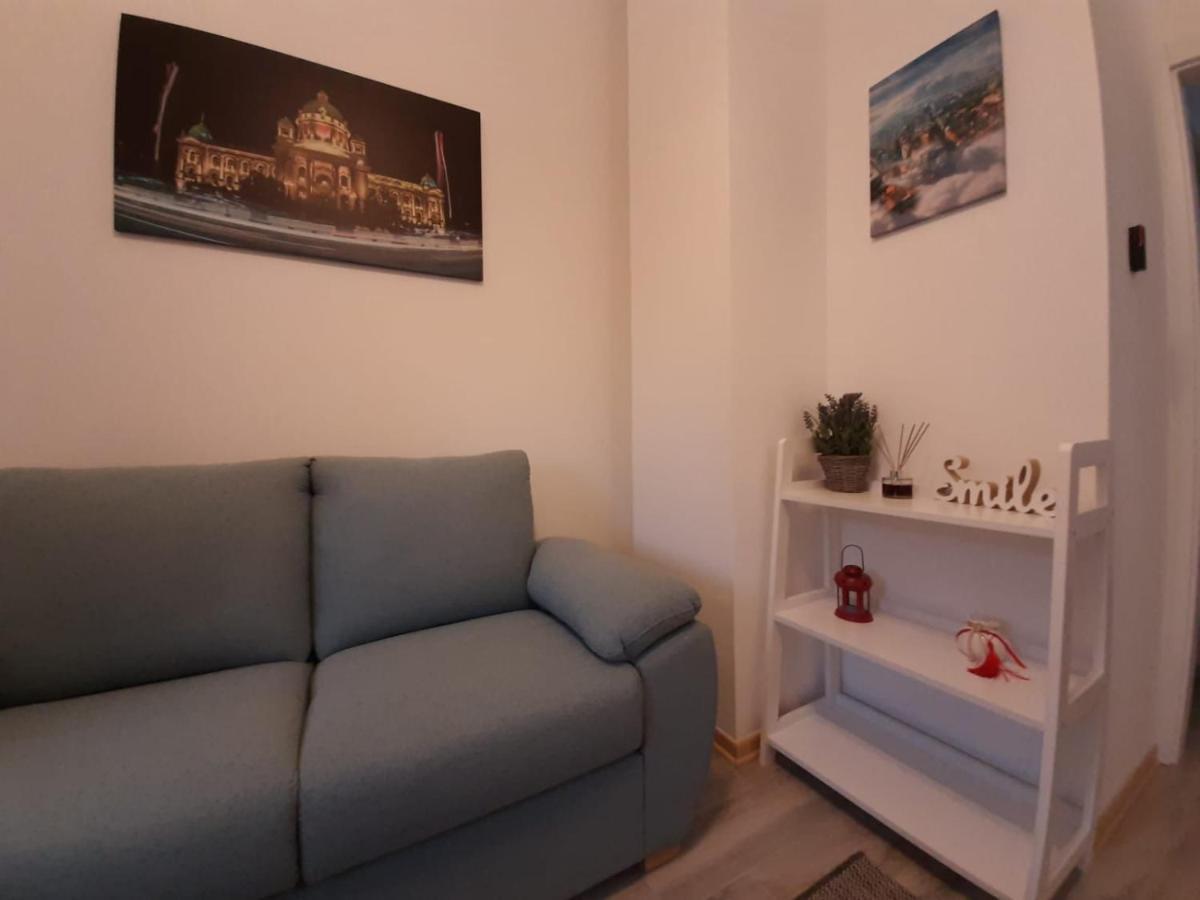 Apartment Queen Белград Экстерьер фото